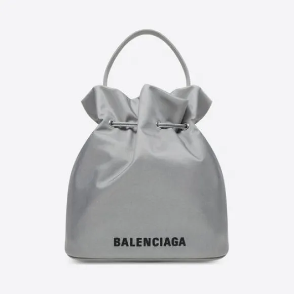 巴黎世家/Balenciaga 女士 Wheel 小号抽绳灰色水桶包 655011H854N1160
