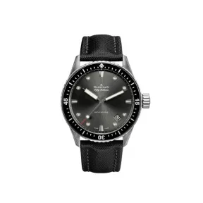 宝珀/Blancpain Fifty Fathoms 五十噚系列 精钢 男表 5000-1110-B52