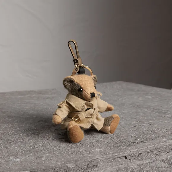 博百利/Burberry  Trench 风衣 Thomas 泰迪熊吊饰 (驼色)  40275471