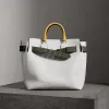 博百利/Burberry  The Belt - 大号皮革贝尔特包 (粉笔白)  40729501