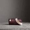 博百利/Burberry 女士 The Barrel - 皮革巴瑞尔包 (深红色 / 石灰岩色) 40766921