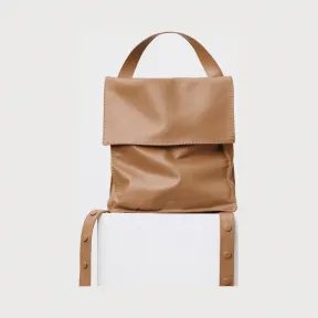 思琳/Celine  Croissant棕褐色柔软小羊皮双肩包 179773AMG.18LA