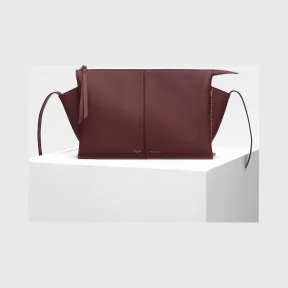思琳/Celine  Tri-Fold柔软天然小牛皮链条手包 180513AHL.19RW