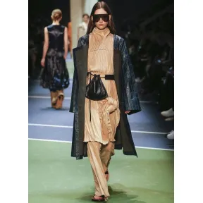 思琳/Celine  黑色超轻皮革腰带 24N694538.38NO