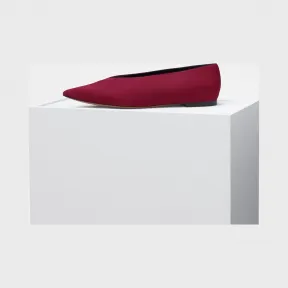 思琳/Celine  Essential绒面皮V口平底鞋 319083NESC.28RU