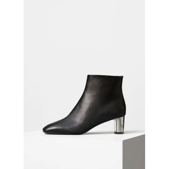 思琳/Celine  BamBam黑色小山羊皮及踝靴 319123KBBC.38NO