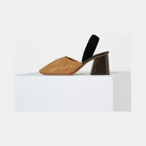 思琳/Celine  Soft Ballerina高鞋口后系带Nappa小羊皮软平底鞋 320753ABSC.04FG