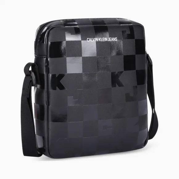 Calvin Klein 男装休闲单肩斜跨背提包 Hh2360Q5600-配件系列