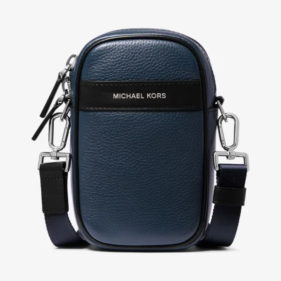迈克高仕/Michael Kors Greyson 鹅卵石皮革智能手机斜挎包 33F9LGYM1L-0410