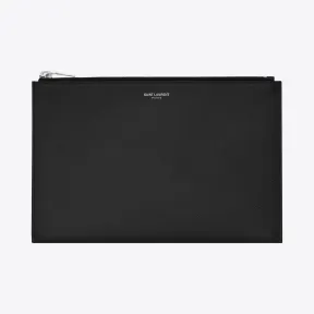 伊夫圣罗兰/Yves Saint laurent 经典SAINT LAURENT PARIS拉链式迷你平板电脑袋，采用黑色颗粒山