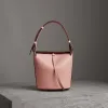 博百利/Burberry 女士 The Bucket - 小号皮革水桶包 (浅烟熏玫瑰色) 40732811