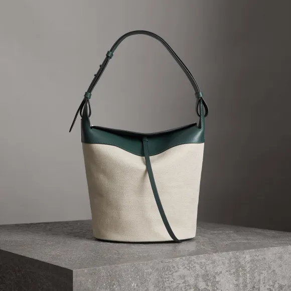 博百利/Burberry 女士 The Bucket - 大号棉麻混纺拼皮革水桶包 (深青色) 40764431