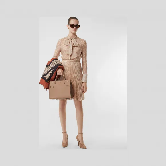 博百利/Burberry 鹿纹丝质雪纺系带上衣 (柔黄褐色) - 女士  80242551