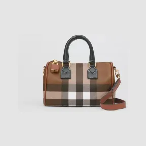 博百利/Burberry 迷你格纹拼皮革保龄球包 (深桦木棕) - 女士 80534961