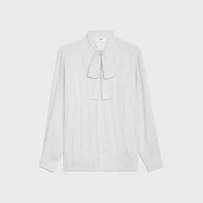 思琳/Celine 桑蚕丝府绸大花结短衫 2B512085M.01OB.34