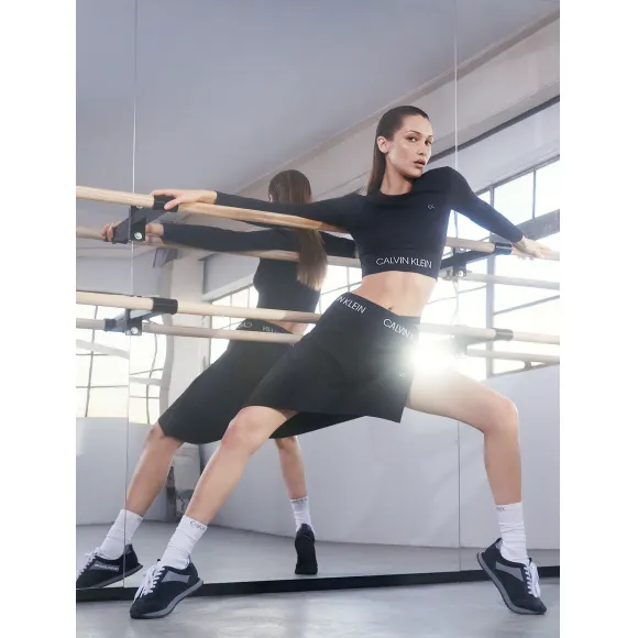 卡尔文·克莱恩/Calvin Klein 女士Logo腰边休闲裙 4WF9T932-休闲运动系列