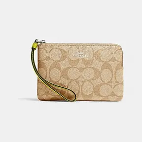 蔻驰/Coach 经典标志角拉链腕包 CK358-SVVRE