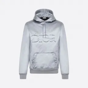 迪奥/Dior 灰色缎面连帽衫搭配 DIOR AND DANIEL ARSHAM 褶裥徽标 023J605D4826-C875