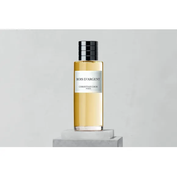 迪奥/Dior  Christian Dior银影清木 –  Y0959160