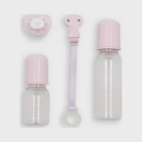 安普里奥·阿玛尼/Emporio Armani 包含 2 个奶瓶、安抚奶嘴和系带的育儿套装 46636637kc