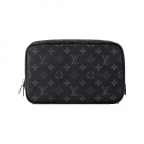 路易威登/Louis Vuitton(LV) 梳洗包 GM Monogram Eclipse 帆布 - 旅游用品 M46578
