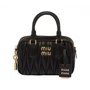 缪缪/Miu Miu 黑色 Matelassé 软羊革保龄球包 5BB123-N88-F0002