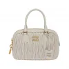 缪缪/Miu Miu 白色 Matelassé 软羊革大号保龄球包 5BB124-N88-F0009