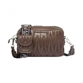 缪缪/Miu Miu 闪亮的 materasse 皮革单肩包 5BH118-2DNV-F0572-V-NOM