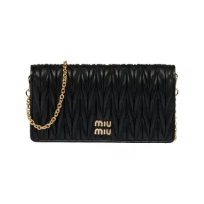 缪缪/Miu Miu 黑色 Matelassé 软羊革手机包 5ZH178-2FPP-F0002