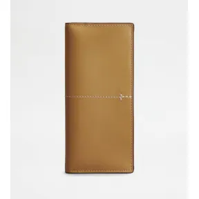 托德斯/Tod's Cartera Vertical en Piel MARRÓN Hombre XAMIMPB7300QNTPZS410