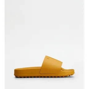托德斯/Tod's 男人 黃色 橡胶拖鞋 XXM13K0FJ60SWMG414