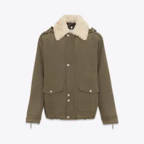 伊夫圣罗兰/Yves Saint laurent 宽松卡其色拉绒华达呢军大衣，搭配象牙白毛羊皮 494173Y155R1340